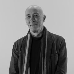 Reinhard Dlugay – profesor de alemán