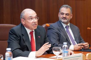 Francisco Almeida y José Alberto Díaz en el acto de clausura de Campus América