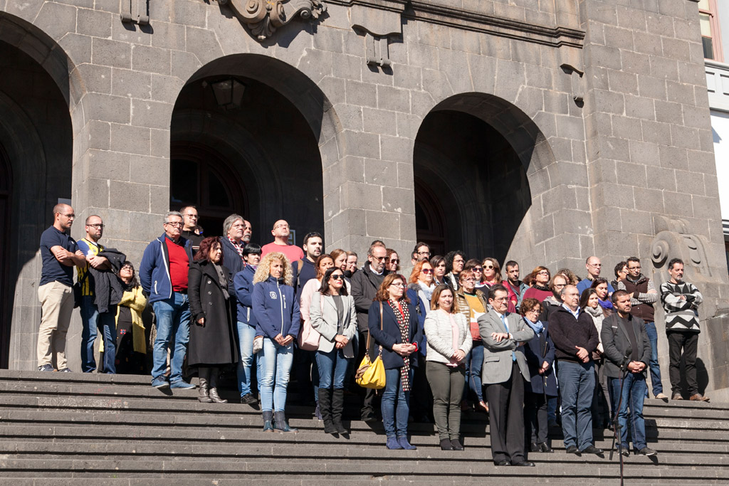 Imagen del acto contra la violencia machista del lunes 22 de enero, presidido por el Rector