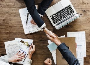 Abren las inscripciones para los nuevos cursos de inglés centrados en el trabajo y los negocios