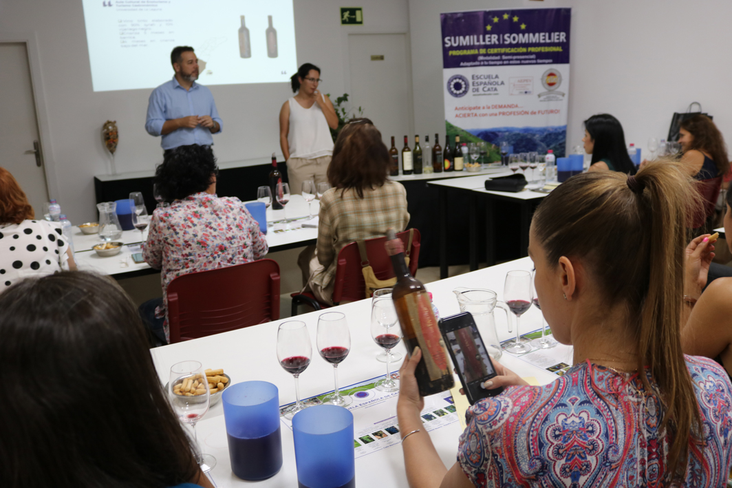La Universidad de La Laguna lleva Canarias a Madrid a través de sus vinos