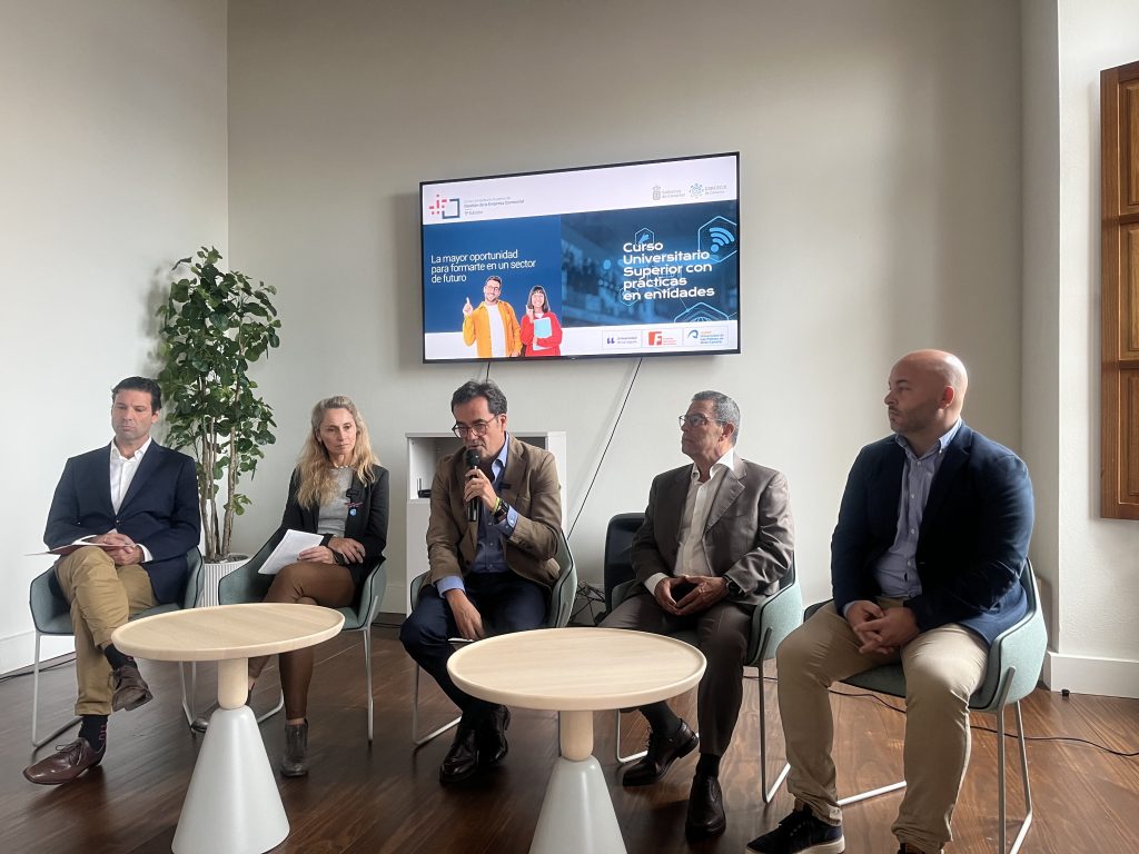 Finaliza la novena edición del Curso Universitario Superior de Gestión de la Empresa Comercial