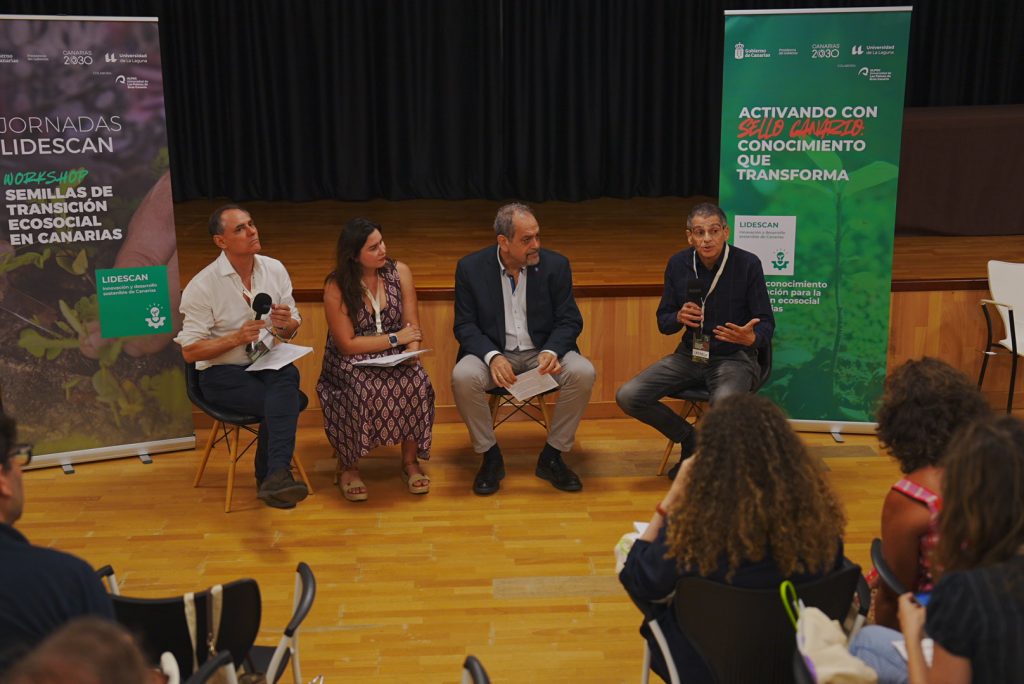 Mesa inaugural de las jornadas 'Semillas para la transición ecosocial en Canarias', en La Palma, como parte el proyecto LIDESCAN