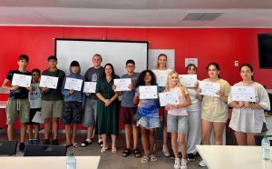 Estudiantes en el cierre del sexta edición del Laboratorio de Verano de Ciencia y Tecnología de Arona